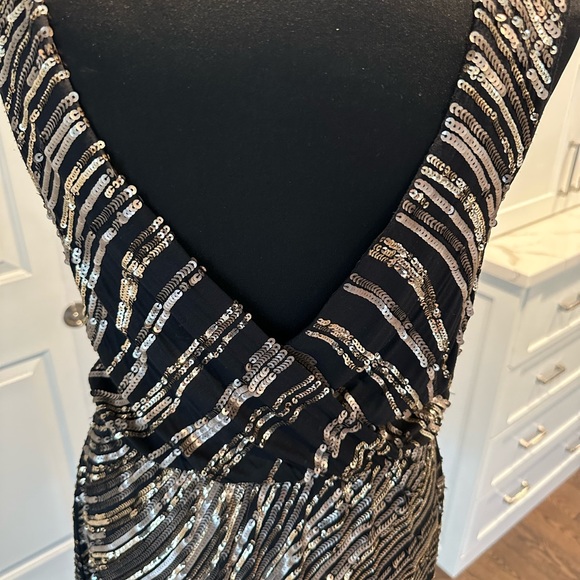 Express Sequin Dress - Size Medium - Picture 5 of 10